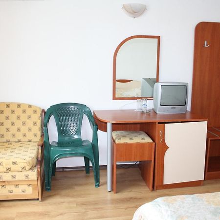Harmony Beach Family Hotel Nesebar Exterior photo